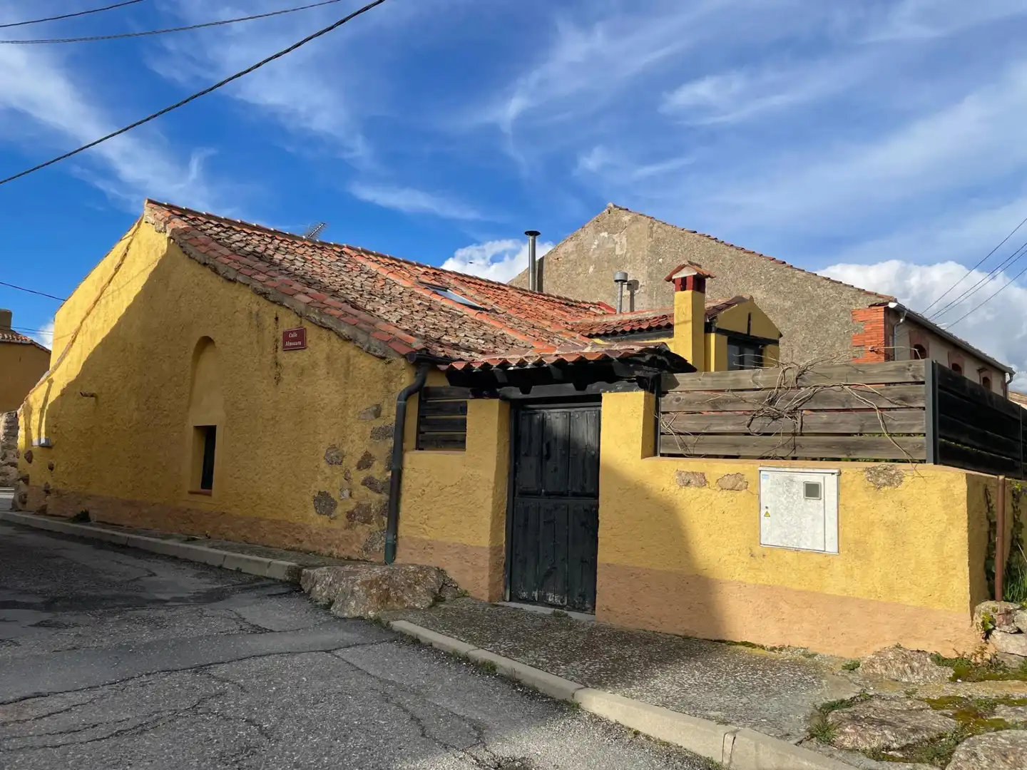 Vista exterior de Casa o xalet en venda en Espirdo amb Terrassa