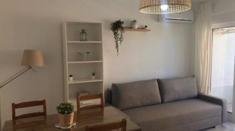 Photo 2 of Flat to rent in Avenida Duque de Ahumada, 28, Poniente - Faro, Málaga