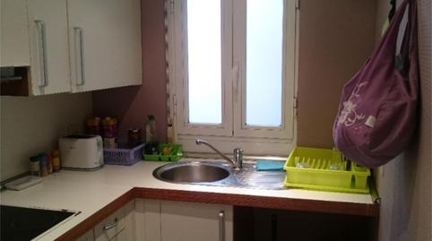 Flat to share in Calle de Cuevas, 21, Valdeacederas, Madrid - image 3 Photo 3 of Flat to share in Calle de Cuevas, 21, Valdeacederas, Madrid