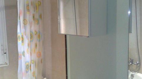 Flat to share in Calle de Cuevas, 21, Valdeacederas, Madrid - image 5 Photo 5 of Flat to share in Calle de Cuevas, 21, Valdeacederas, Madrid