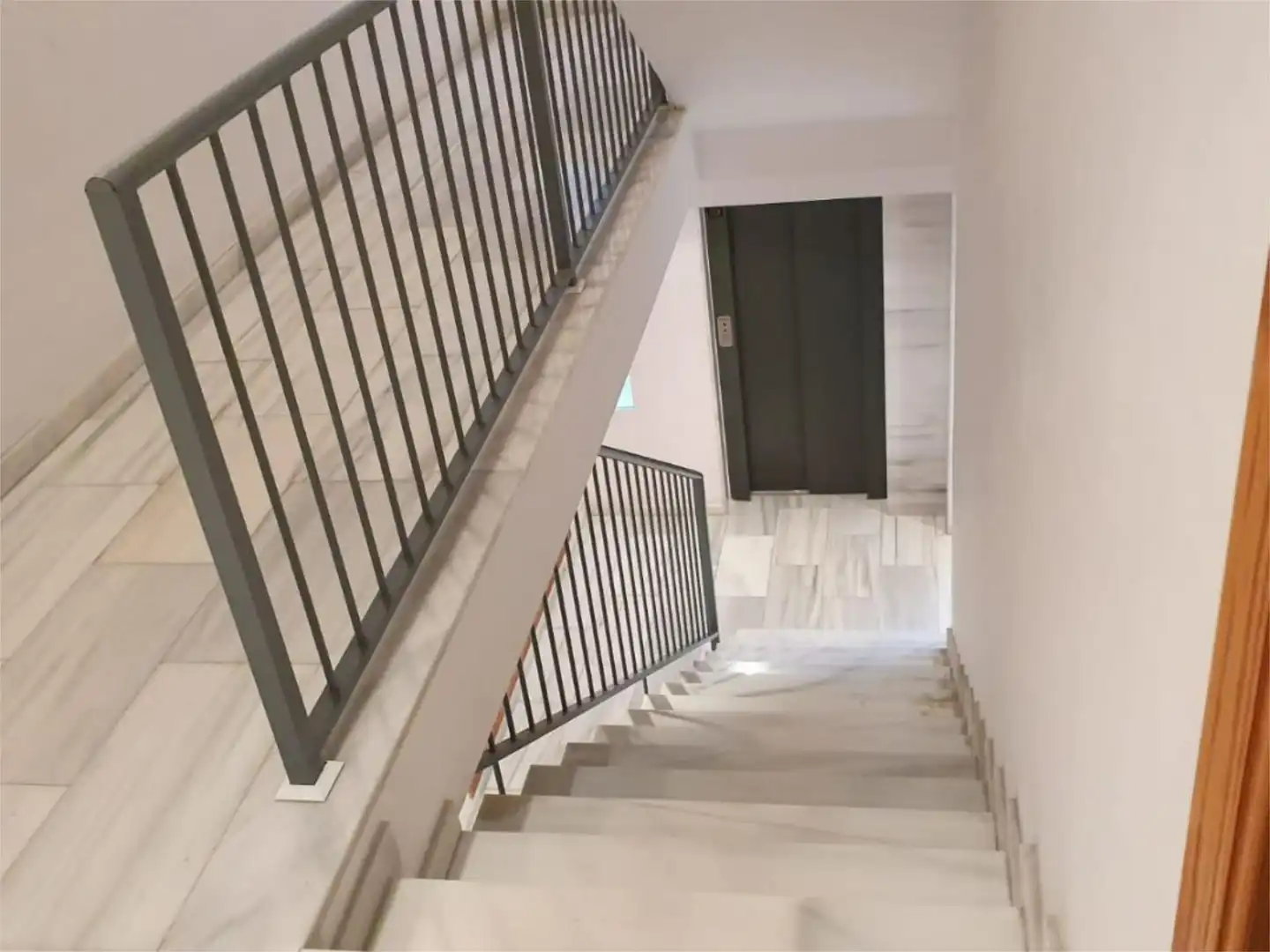 Wohnung zum Verkauf in Xeraco mit Klimaanlage, Terrasse und Schwimmbad