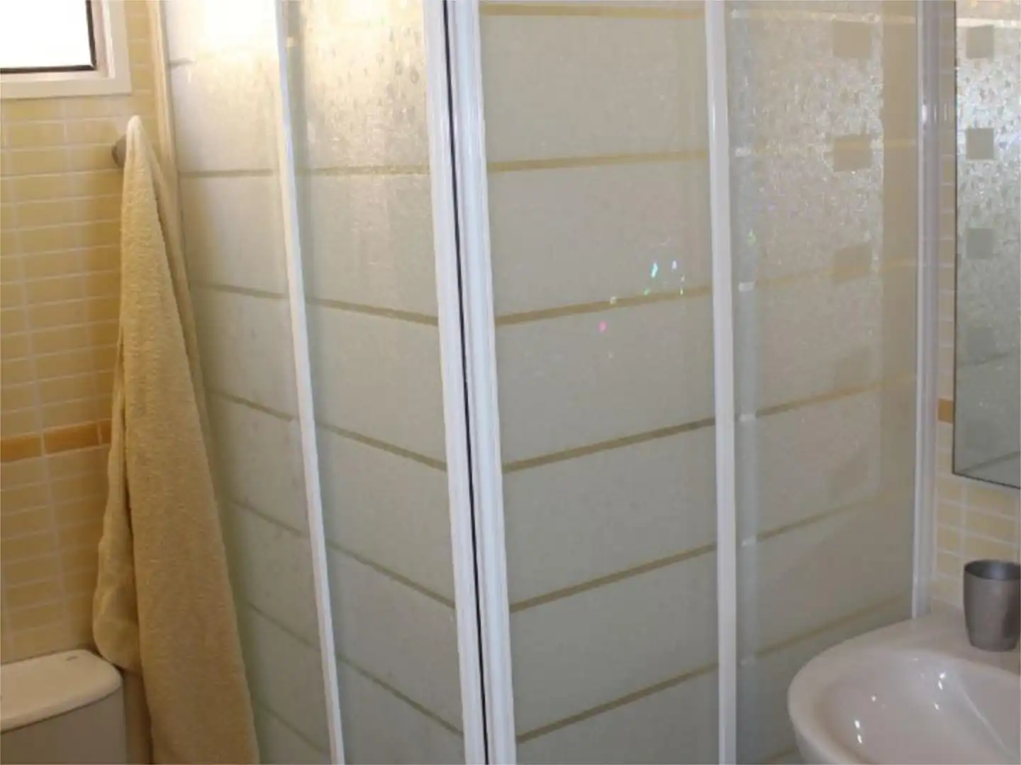 Badezimmer von Wohnung zum Verkauf in Xeraco mit Klimaanlage, Terrasse und Schwimmbad