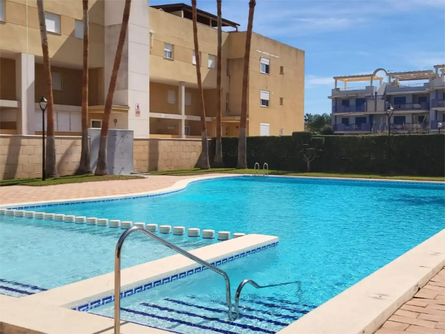 Schwimmbecken von Wohnung zum Verkauf in Xeraco mit Klimaanlage, Terrasse und Schwimmbad