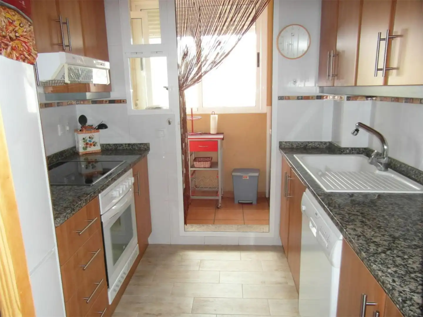Küche von Wohnung zum Verkauf in Xeraco mit Klimaanlage, Terrasse und Schwimmbad