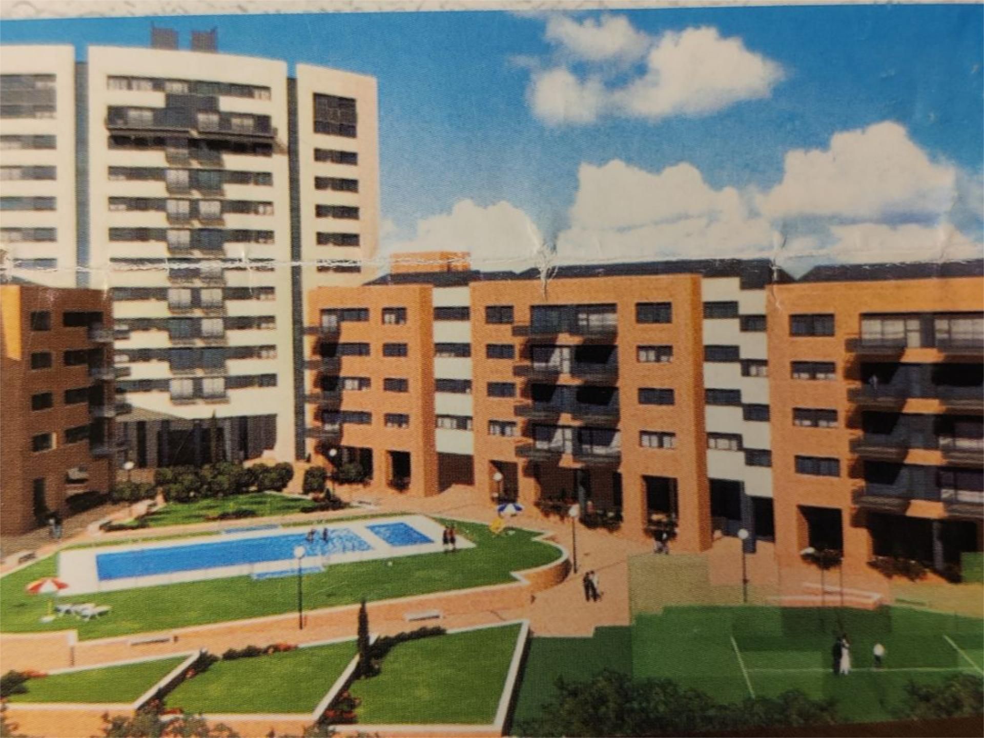 Duplex for sale in Calle Oslo, 3, Parque Oeste - Fuente Cisneros Exterior view of Duplex for sale in Alcorcón  with Air Conditioner, Heating and Private garden