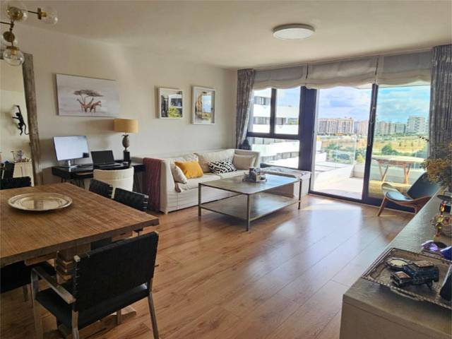 Piso en Venta en Calle de María de las Mercedes de Borbón, 174 en Valdebebas - Valdefuentes