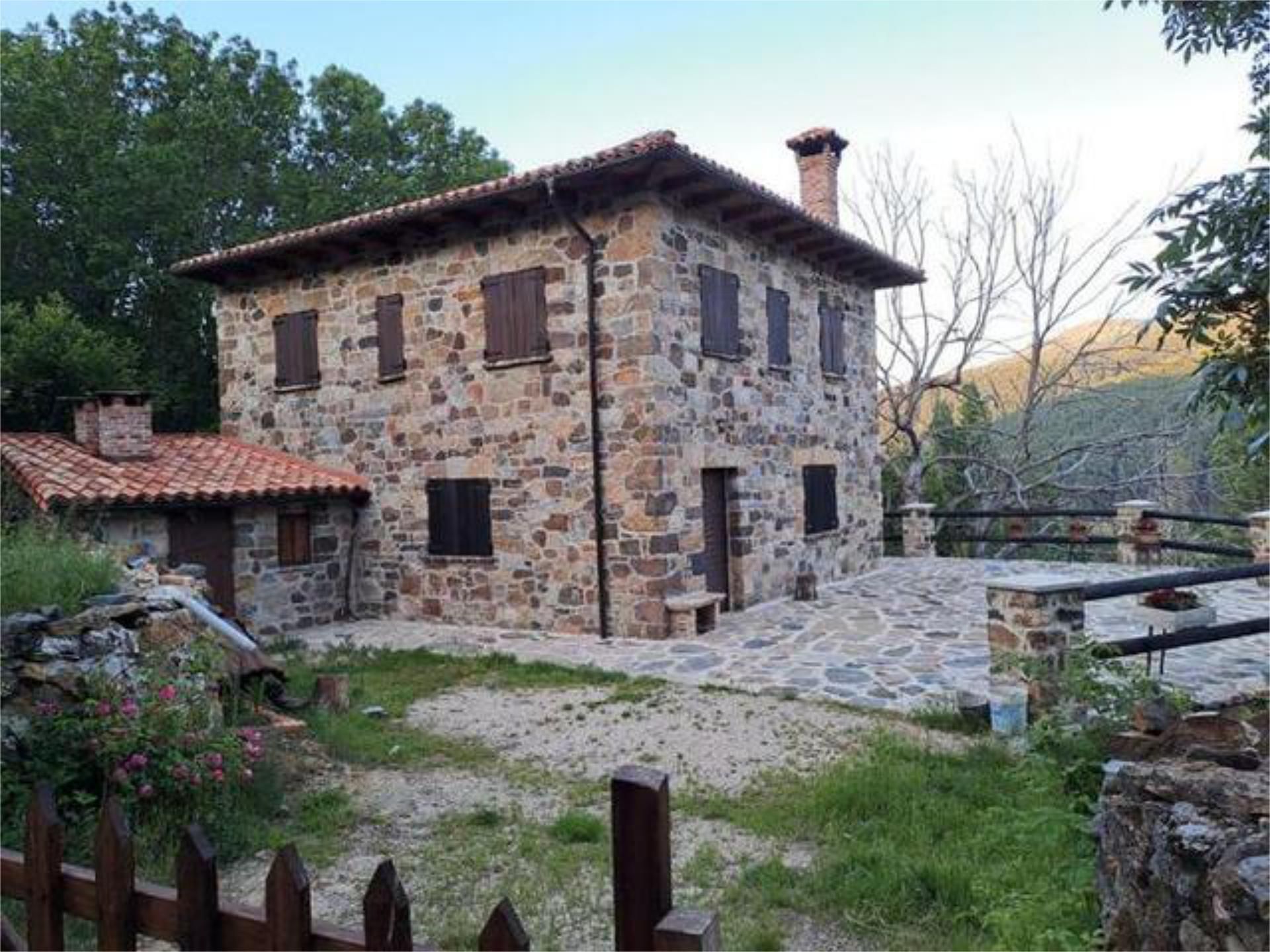 Single-family semi-detached to rent in La Vid y Barrios Exterior view of Single-family semi-detached to rent in La Vid y Barrios   with Heating, Private garden and Furnished