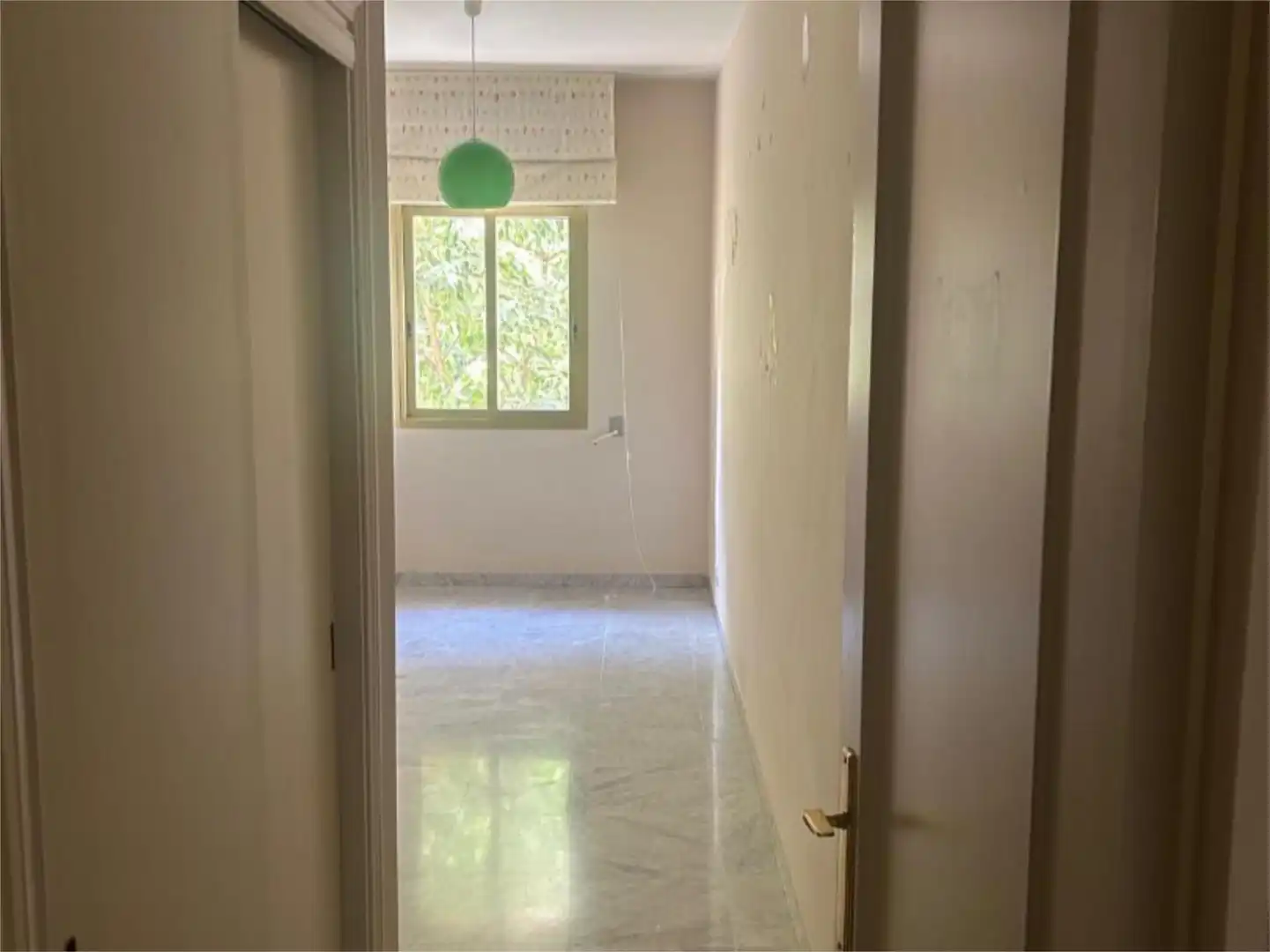 Flat for sale in Sevilla  with Air Conditioner, Private garden and Swimming Pool