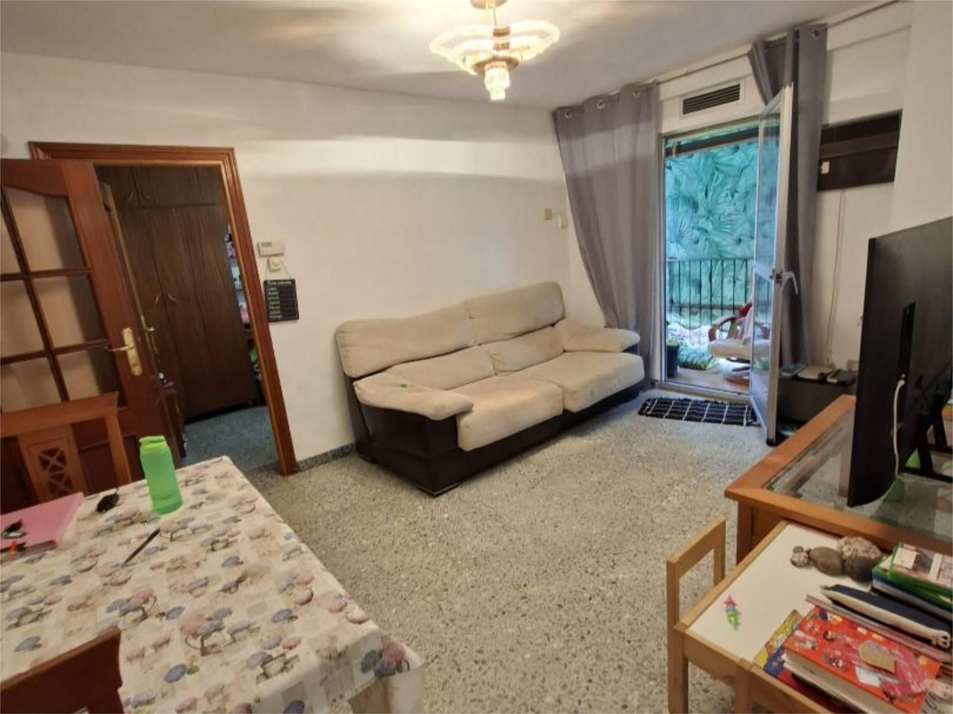 Living room of Flat for sale in Getafe  with Air Conditioner and Terrace