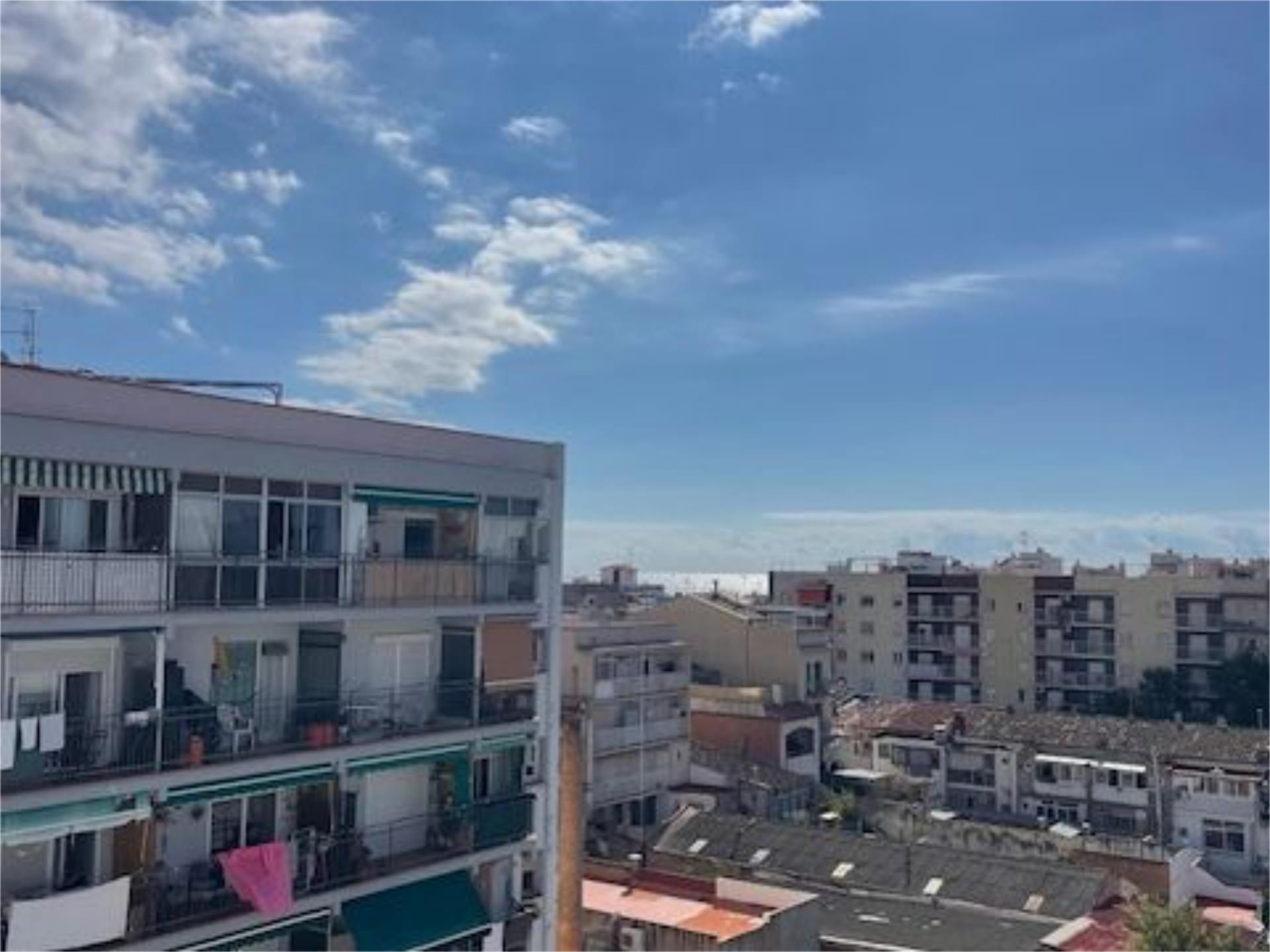 Flat for sale in Carrer de L'àncora, 4, Vilanova i la Geltrú Exterior view of Flat for sale in Vilanova i la Geltrú  with Air Conditioner, Terrace and Balcony
