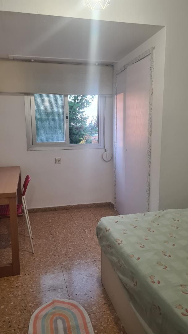 Bedroom of Flat to share in  Valencia Capital  with Air Conditioner, Heating and Furnished