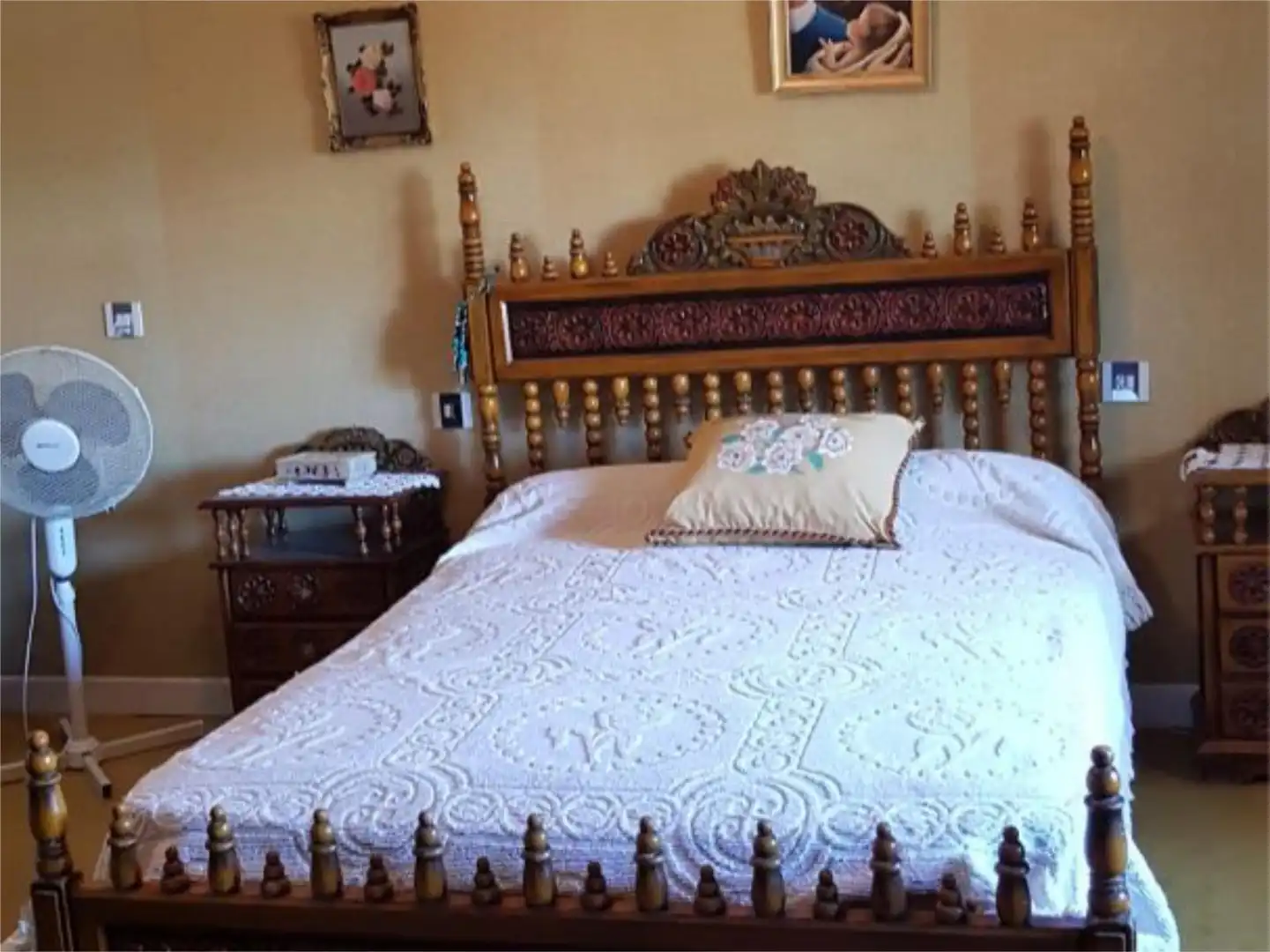 Habitación en Avenida de Extremadura, 21, Alcollarín Habitación de Casa o chalet para compartir en Alcollarín con Aire acondicionado, Calefacción y Jardín privado