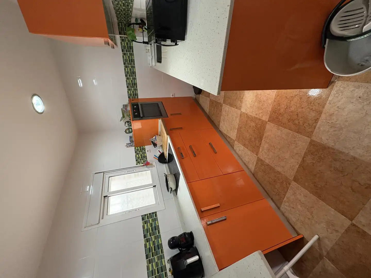 Kitchen of Flat for sale in Sevilla  with Air Conditioner, Private garden and Terrace