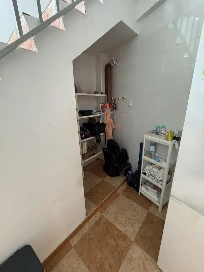 Flat for sale in Sevilla  with Air Conditioner, Private garden and Terrace