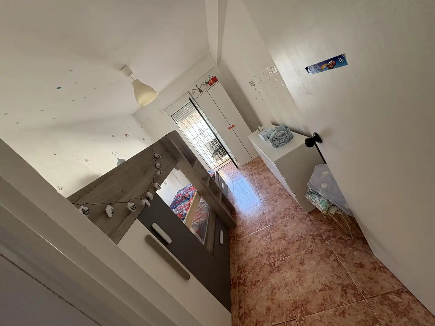 Bedroom of Flat for sale in Sevilla  with Air Conditioner, Private garden and Terrace
