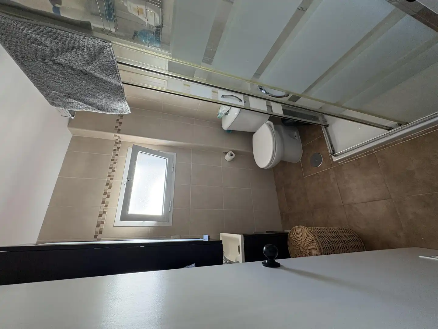 Bathroom of Flat for sale in Sevilla  with Air Conditioner, Private garden and Terrace