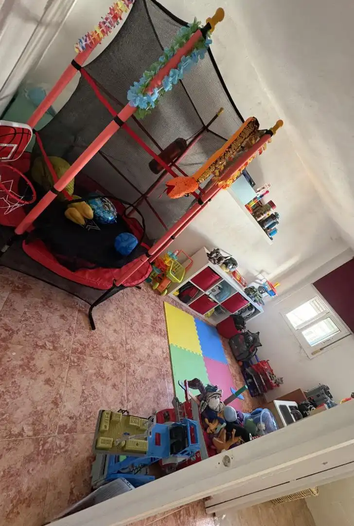 Flat for sale in Sevilla  with Air Conditioner, Private garden and Terrace