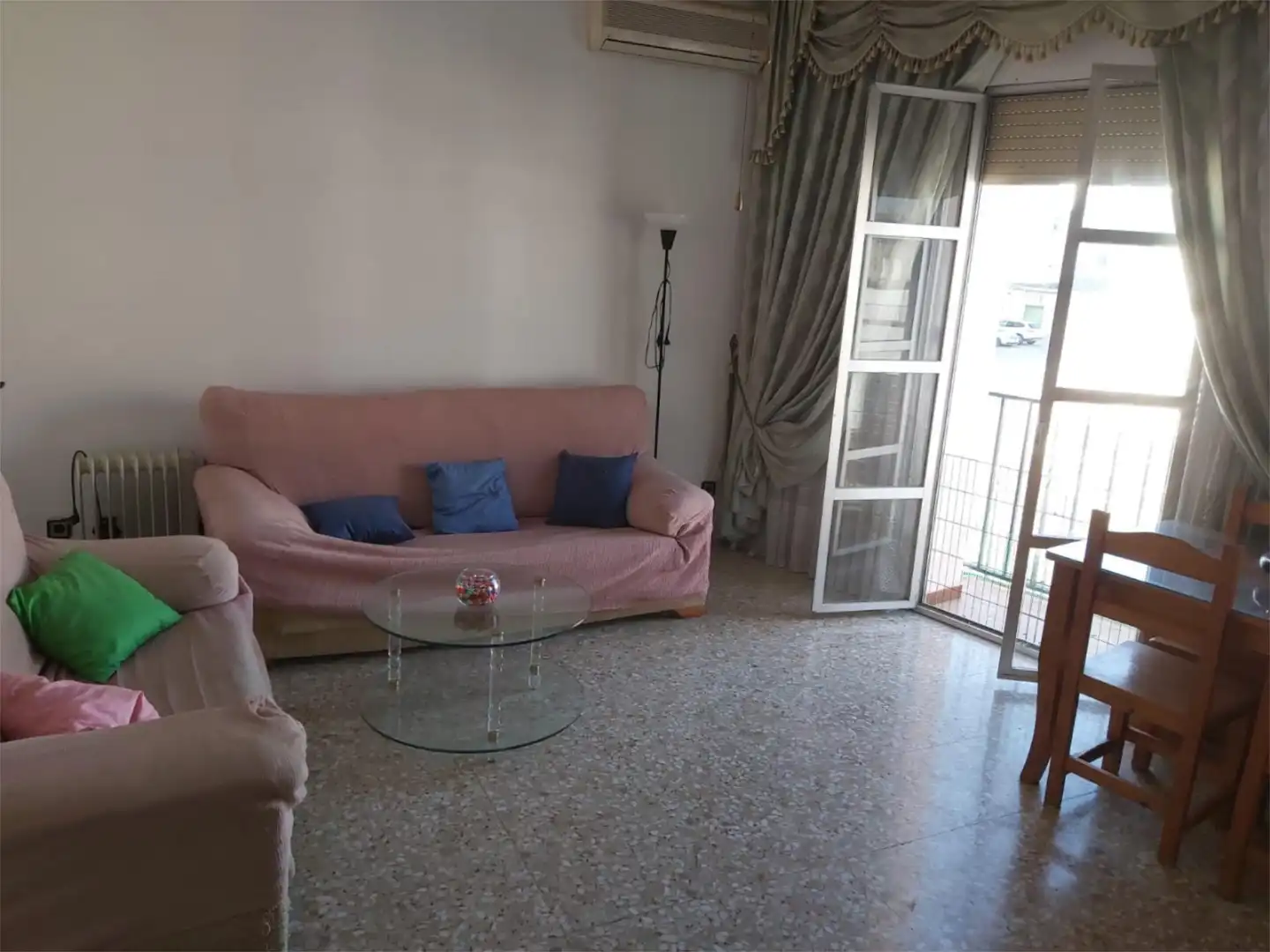 Casa o chalet en venta en Avenida de la Estacion, 24, Posadas Sala de estar de Casa o chalet en venta en Posadas con Aire acondicionado, Terraza y Trastero