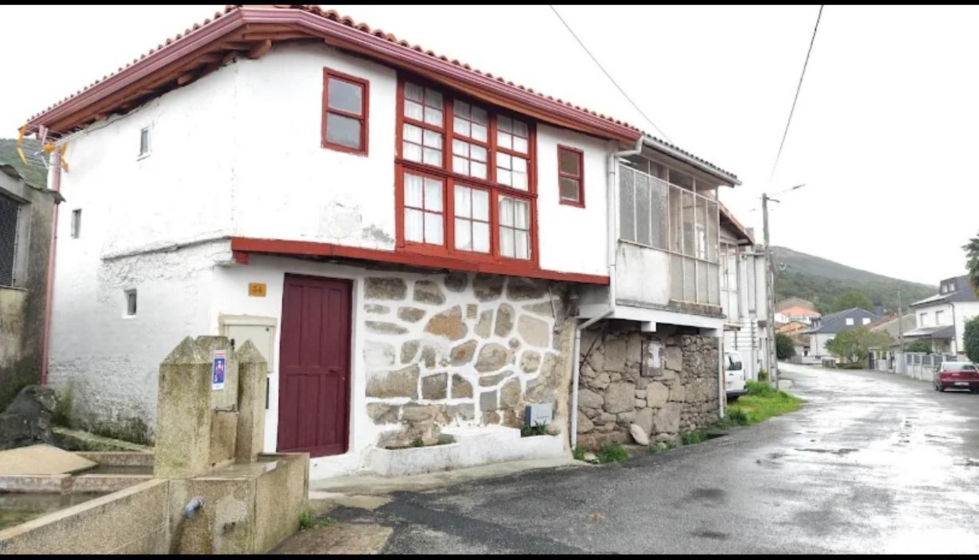 Vista exterior de Casa adosada en venta en Xunqueira de Espadanedo con Amueblado, Microondas y TV