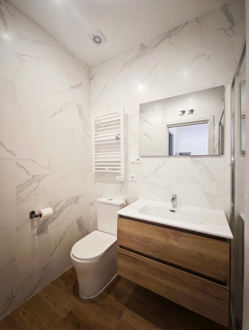 Pisos de alquiler en Metro Avenida de la Ilustración, Madrid