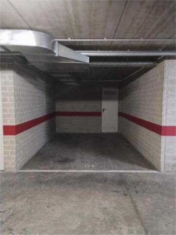 Garaje en Alquiler en Parque Venecia