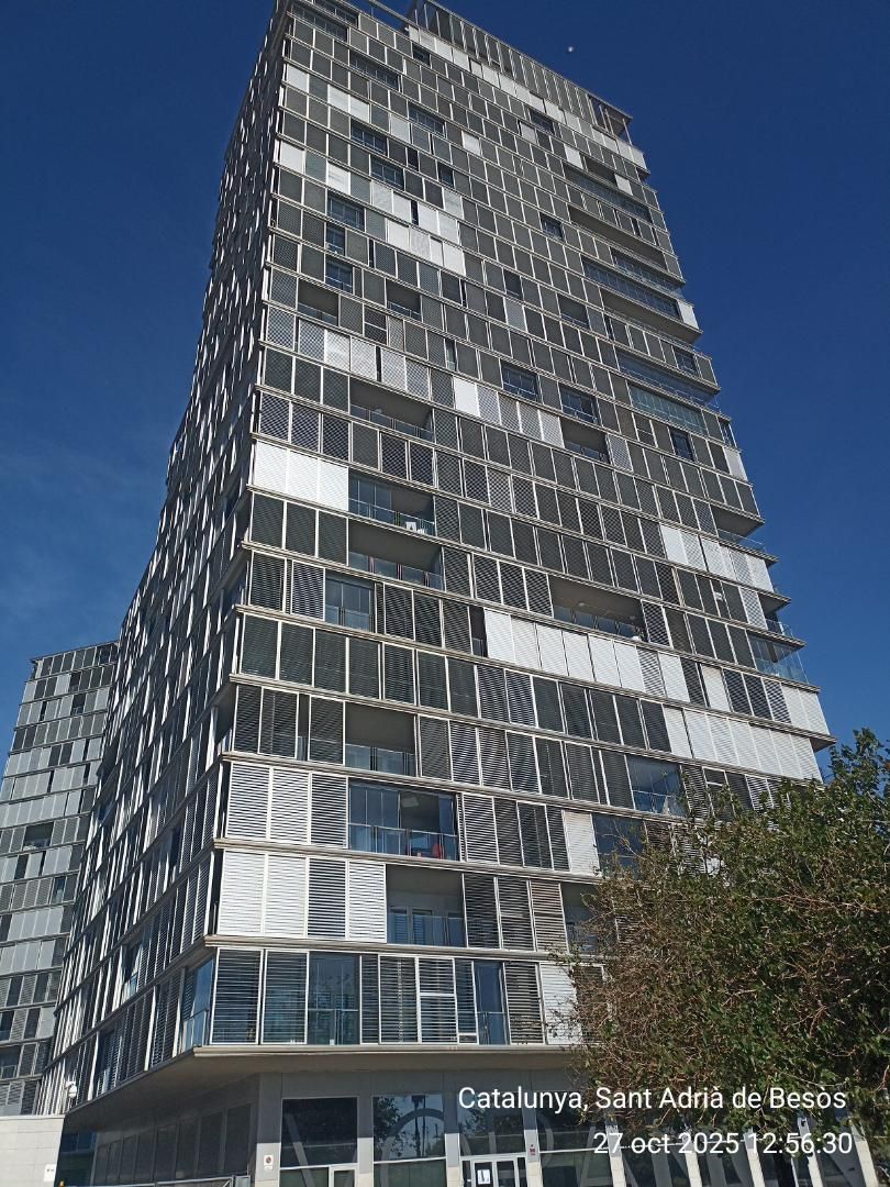 Vista exterior de Garatge en venda en  Barcelona Capital