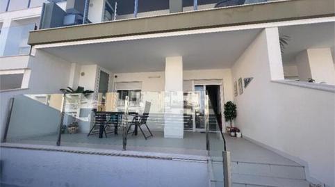 Foto 2 de Apartament en venda a La Marina, Alicante