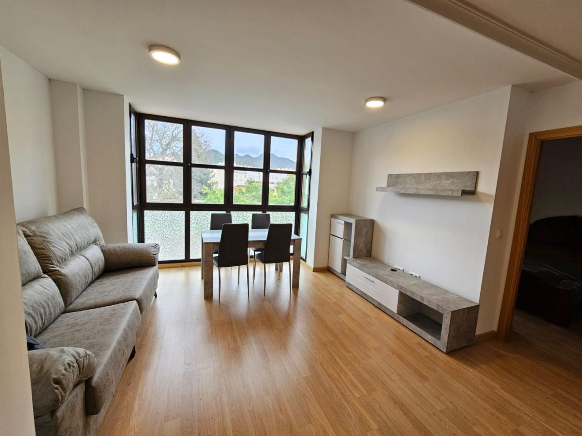 Flat to rent in Calle Caminin, 2, Boñar Exterior view of Flat to rent in Boñar  with Heating, Parquet flooring and Furnished