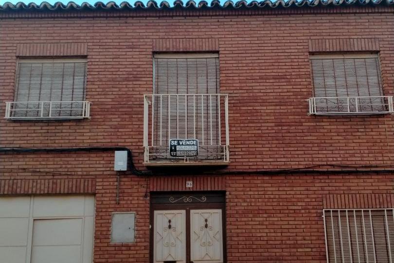 Planta baixa en venda a Calle Gonzalo de Córdoba, 96, Torrenueva, Ciudad Real - imatge 1 Foto 1 de Planta baixa en venda a Calle Gonzalo de Córdoba, 96, Torrenueva, Ciudad Real
