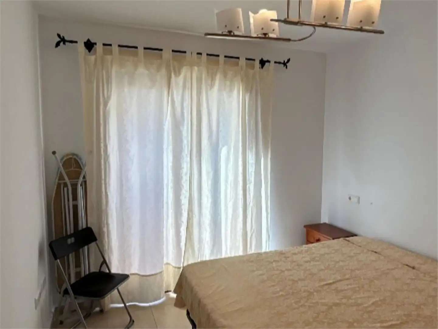 Flat for sale in Carrer Exèrcits Espanyols, 64, Pueblo - Urbanizaciones Bedroom of Flat for sale in L'Alfàs del Pi with Air Conditioner, Terrace and Balcony