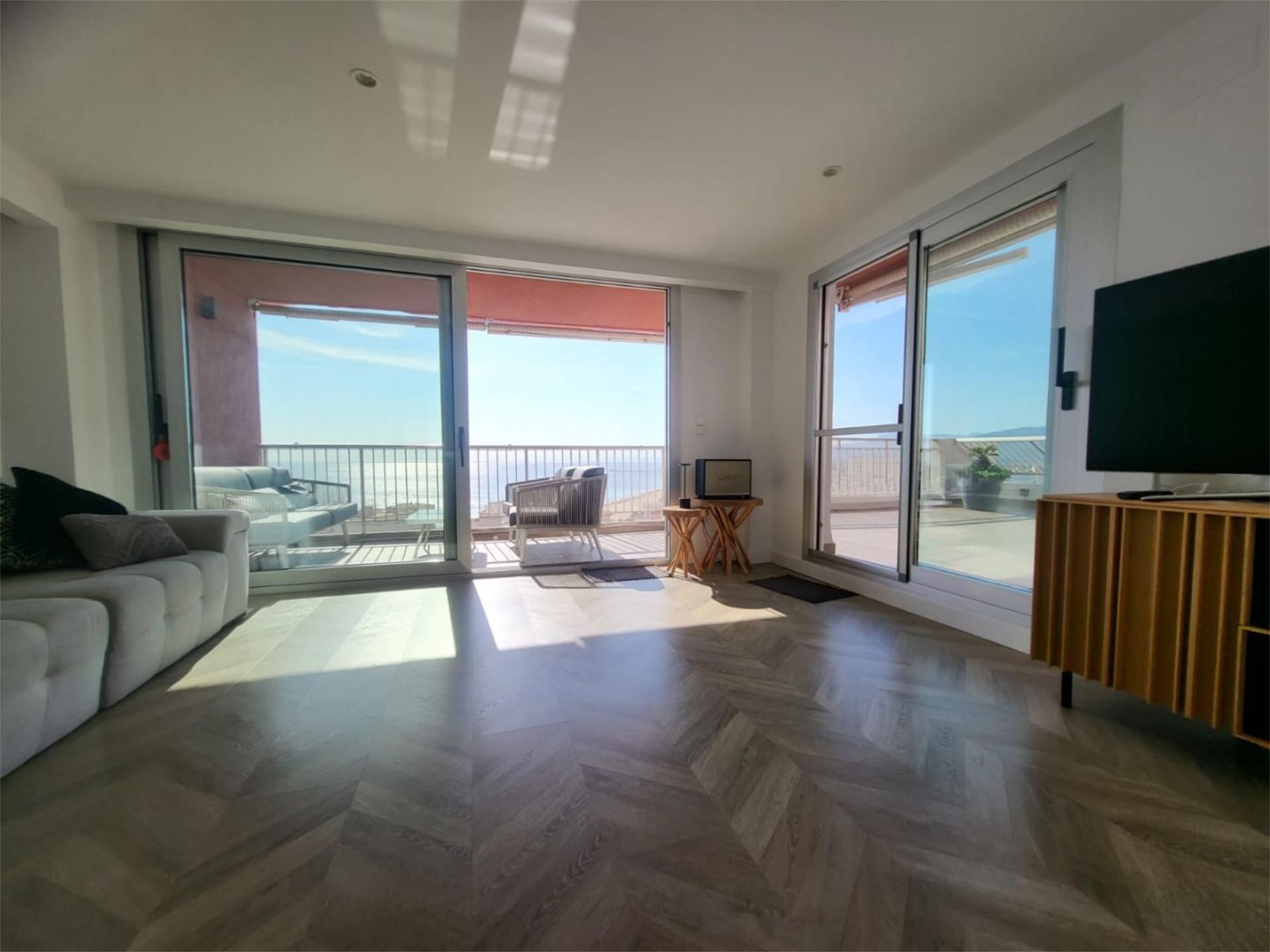 Attic for sale in Carrer Amparo Belda, 2, Sant Antoni Bedroom of Attic for sale in Cullera with Air Conditioner, Terrace and Swimming Pool