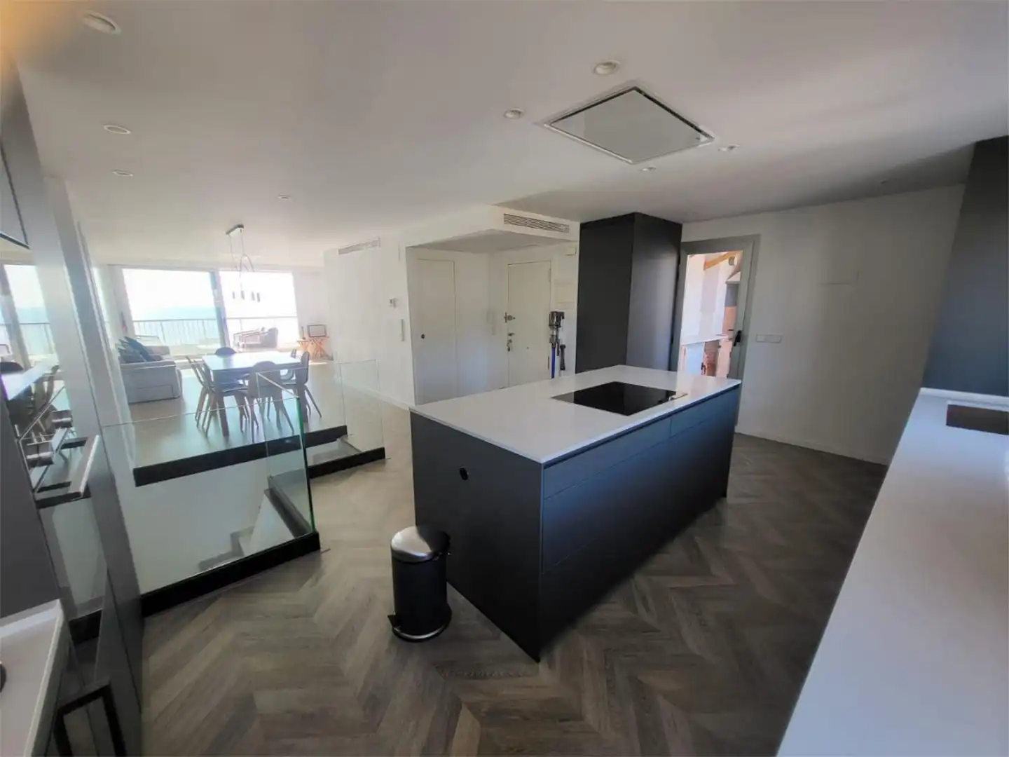 Attic for sale in Carrer Amparo Belda, 2, Sant Antoni Kitchen of Attic for sale in Cullera with Air Conditioner, Terrace and Swimming Pool