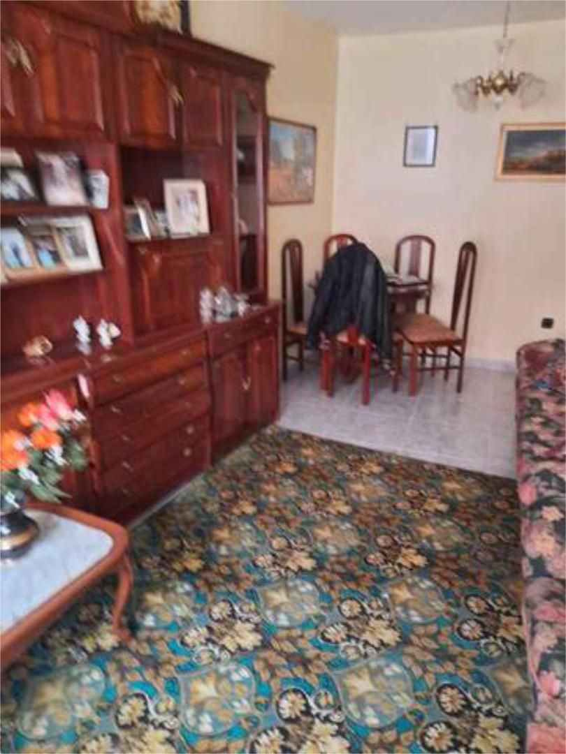 Casa o xalet en venda a Torrecilla de la Abadesa Menjador de Casa o xalet en venda en Torrecilla de la Abadesa amb Calefacció, Jardí privat i Terrassa