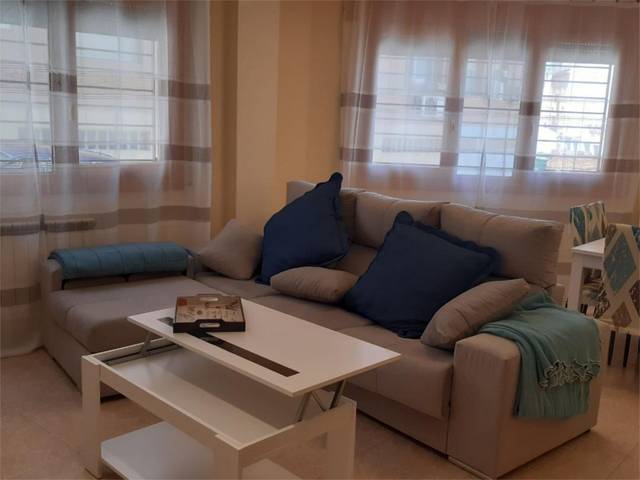 Piso en Alquiler en Calle Sevilla, 1 en Andorra (Teruel)