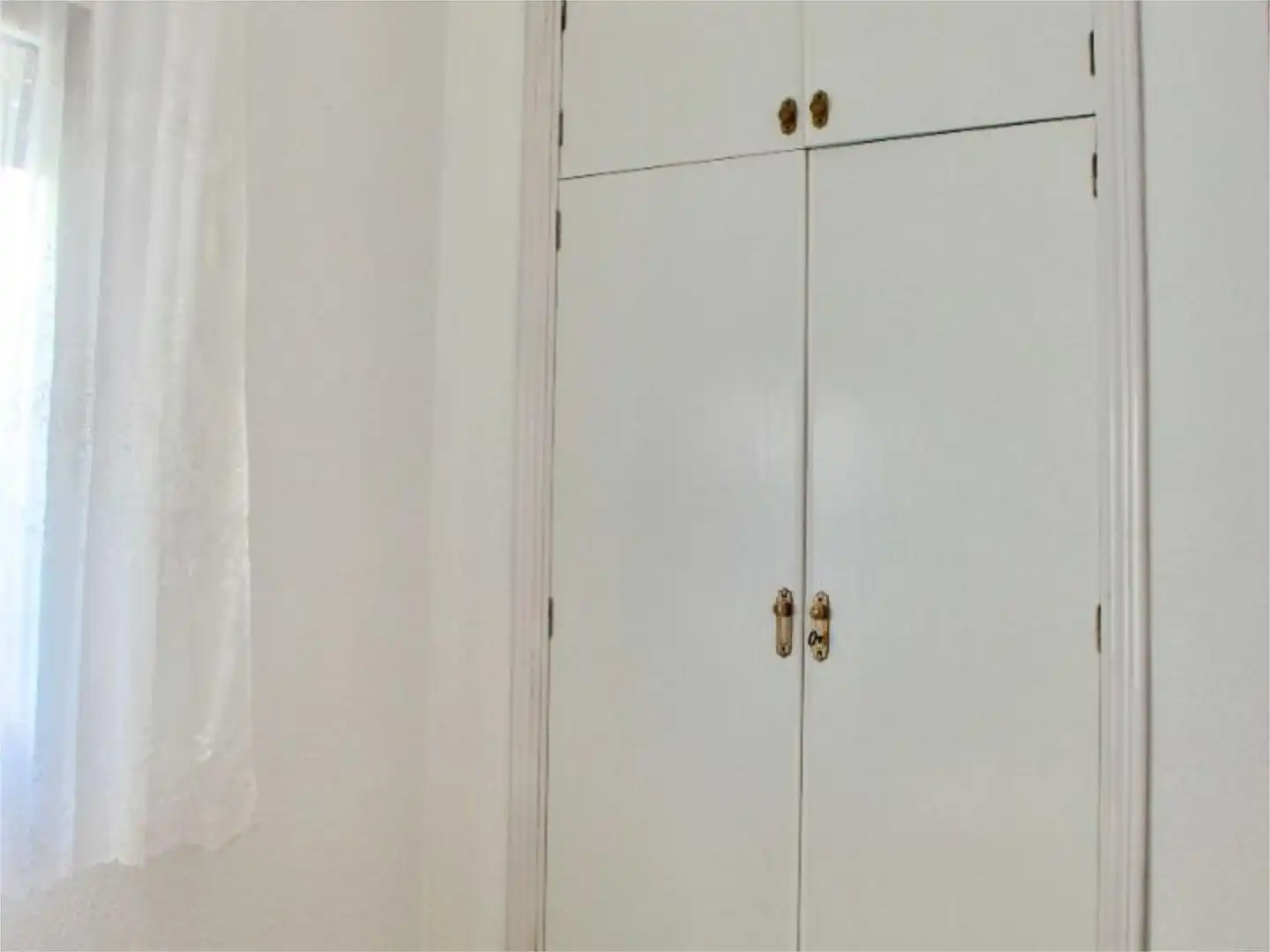 Pis en venda a Avenida de Cadiz, 3, Benaocaz Dormitori de Pis en venda en Benaocaz amb Jardí privat, Terrassa i Traster