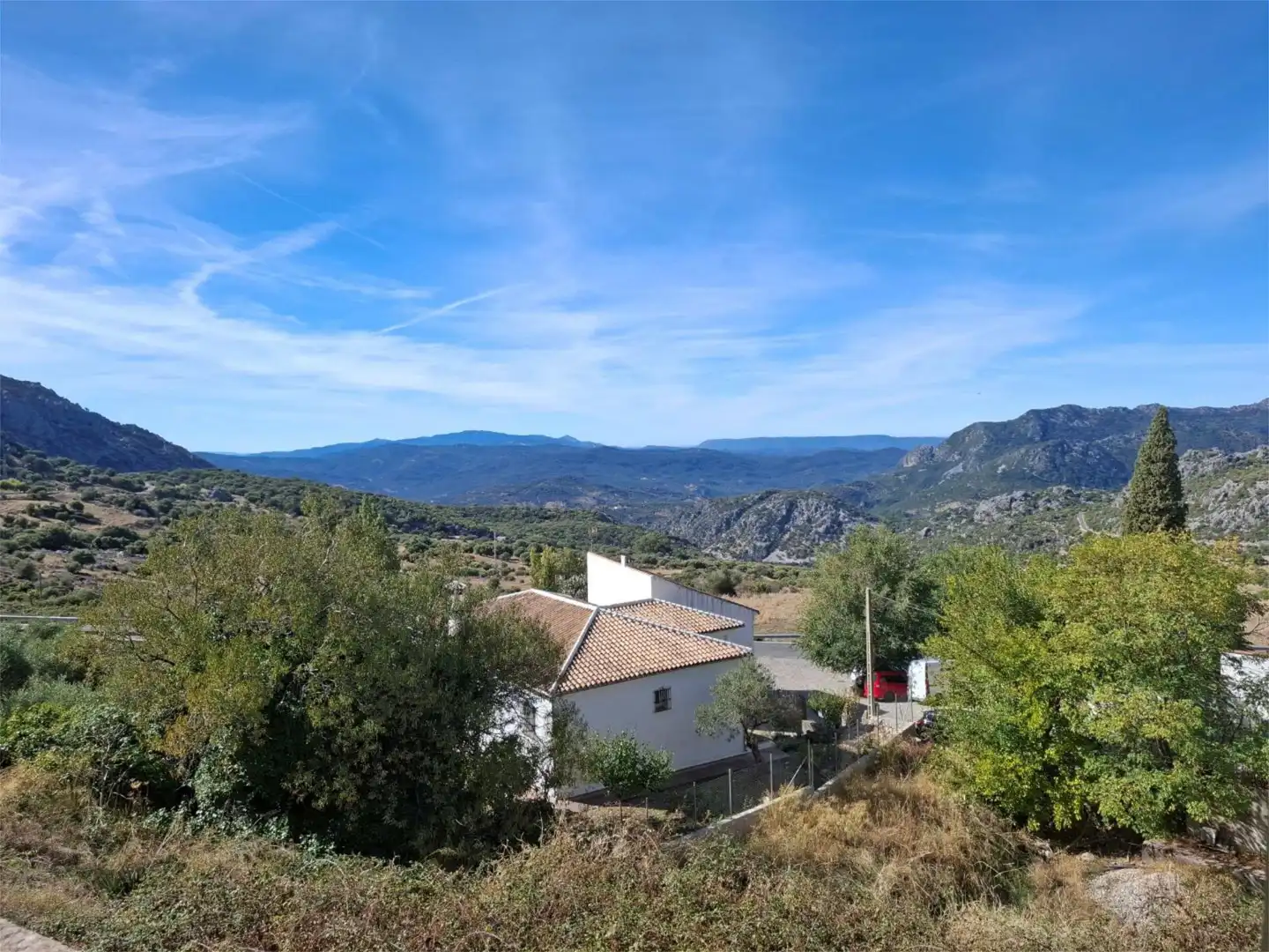 Pis en venda a Avenida de Cadiz, 3, Benaocaz Vista exterior de Pis en venda en Benaocaz amb Jardí privat, Terrassa i Traster