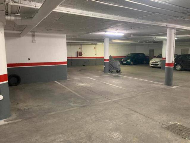 Garaje en Alquiler en Santiago - Coronación