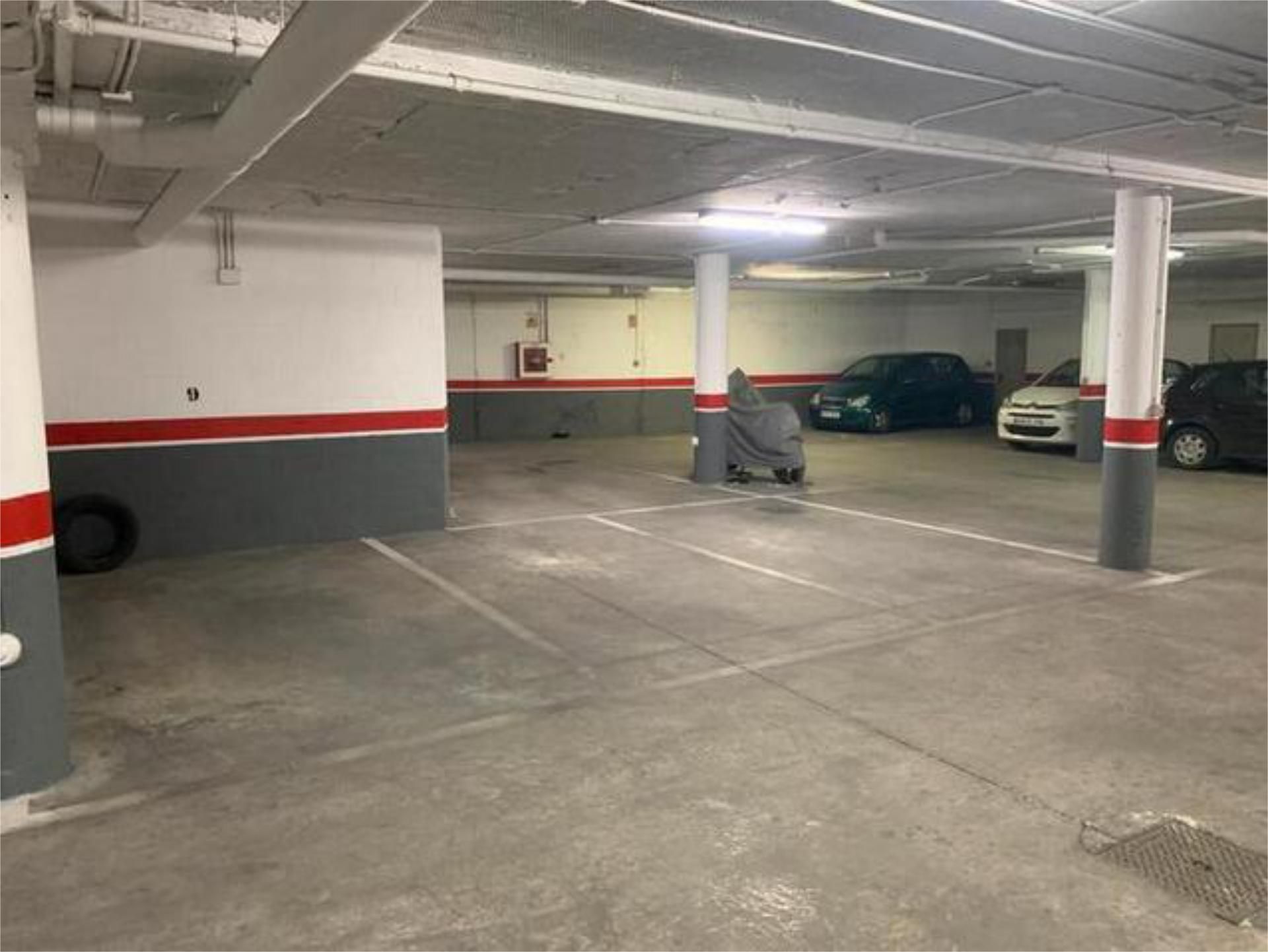 Garatge de lloguer a Santiago - Coronación Aparcament de Garatge de lloguer en Jerez de la Frontera