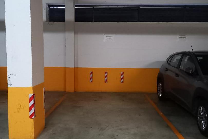 Garage for sale in Iliada Ibilbidea, 2, Salburua - Arantzabela, Araba - Álava - image 1 Photo 1 of Garage for sale in Iliada Ibilbidea, 2, Salburua - Arantzabela, Araba - Álava