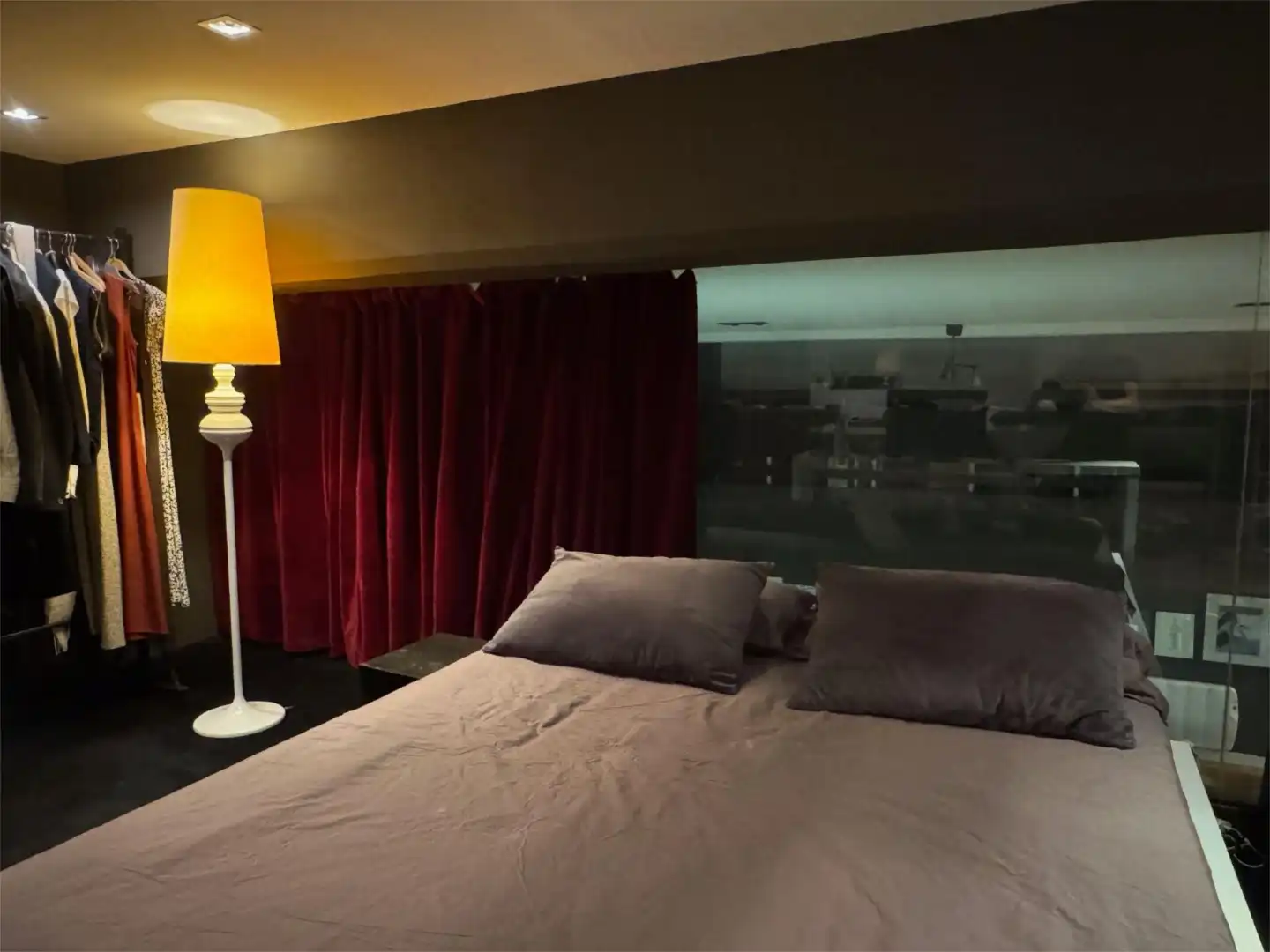 Flat for sale in Calle Duque de Medinaceli, 20, Centro - Casco Histórico Bedroom of Flat for sale in San Lorenzo de El Escorial with Air Conditioner