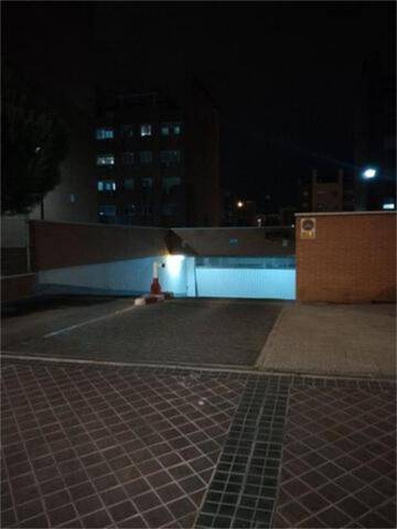 Garaje en Alquiler en Parla Este