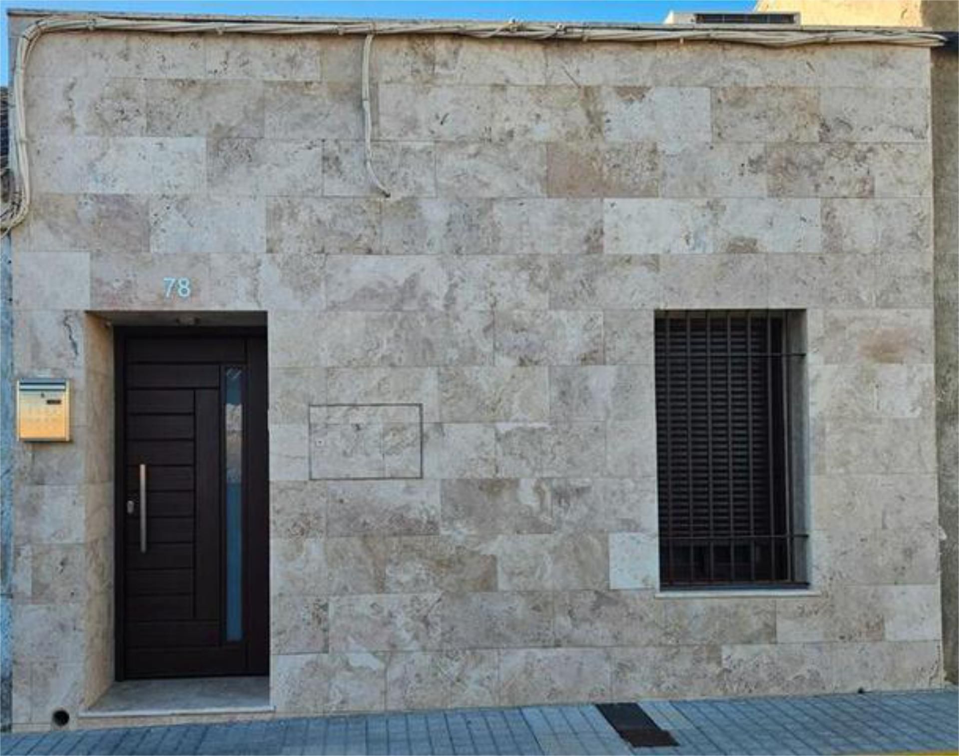 Vista exterior de Casa o xalet en venda en Pedro Abad amb Terrassa, Traster i Moblat