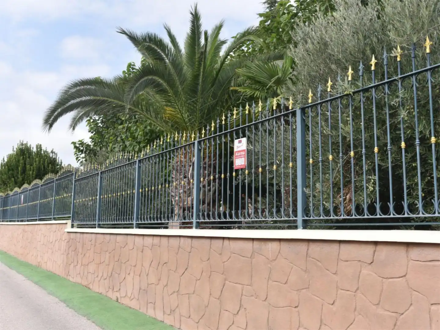 Vista exterior de Piso en venta en Cehegín con Calefacción, Jardín privado y Terraza