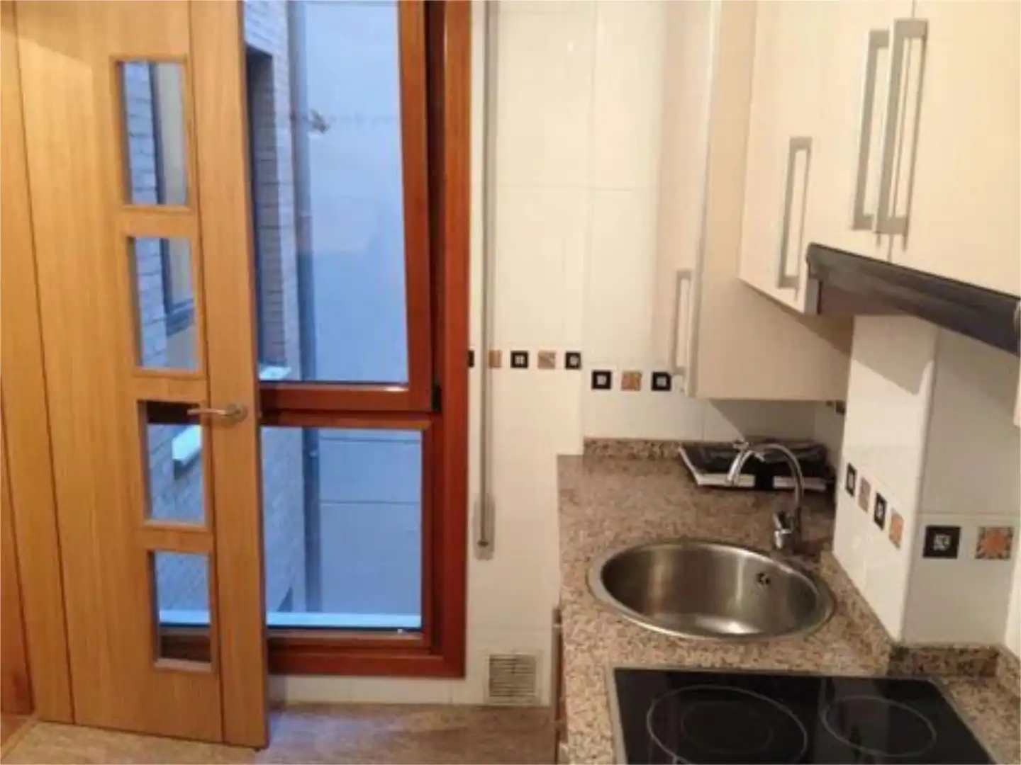 Kitchen of Flat for sale in Oviedo   with Heating and Parquet flooring