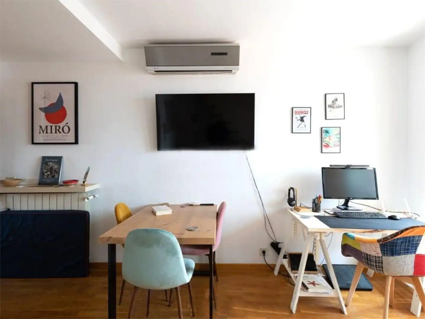 Pis en venda a Calle Benjamín, 27, Valdeacederas Sala d'estar de Pis en venda en Madrid amb Aire condicionat, Calefacció i Terrassa
