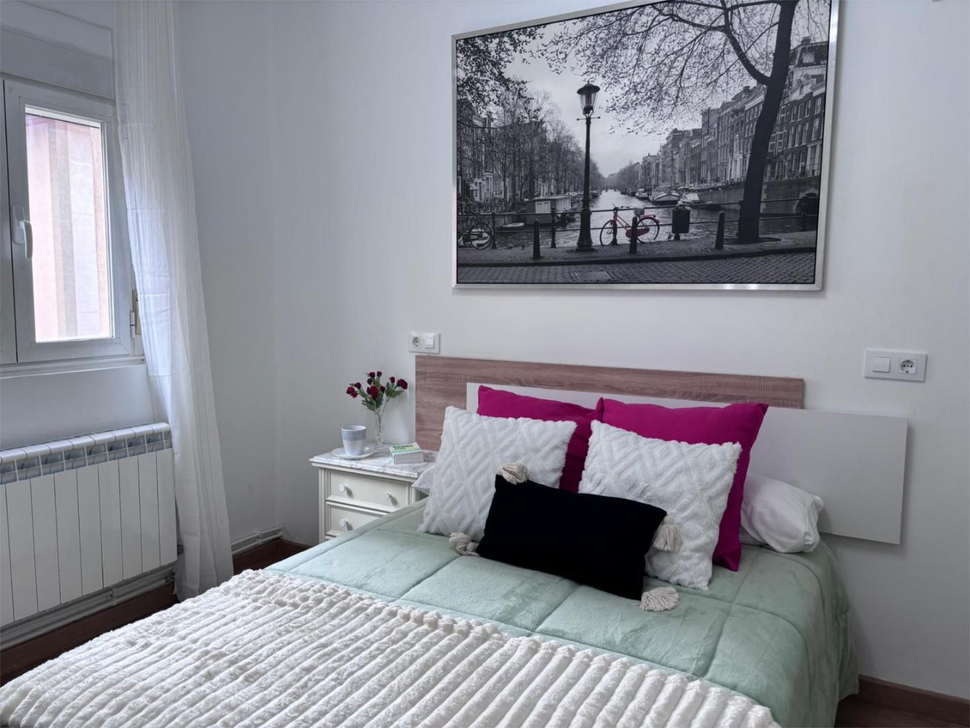 Flat to share in Calle Comercio, 8, Vidal Bedroom of Flat to share in Salamanca Capital with Heating, Furnished and Balcony