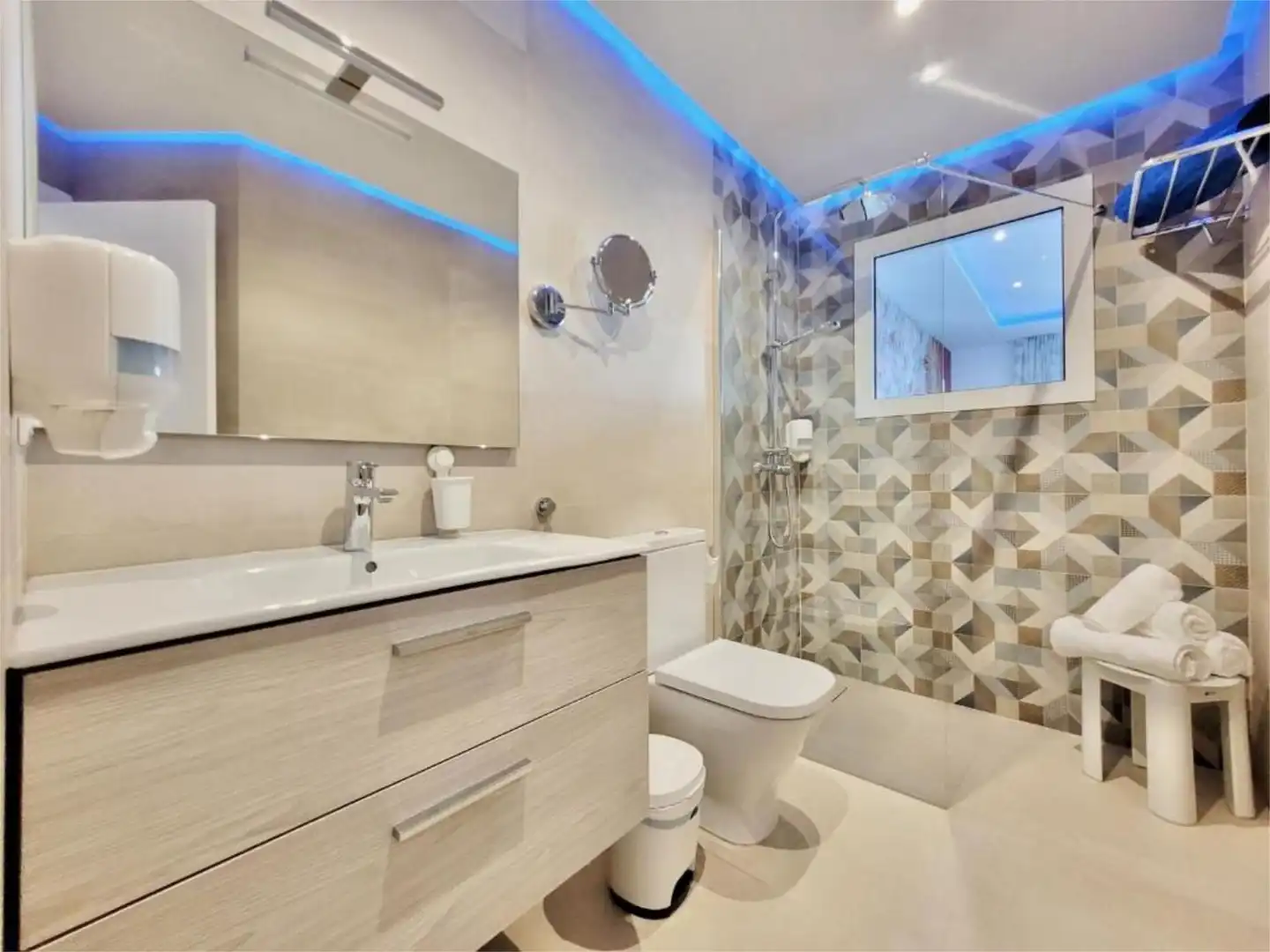 Flat for sale in Calle Mesa del Mar, 123, Guayonje - Mesa del Mar Bathroom of Flat for sale in Tacoronte with Private garden, Parquet flooring and Terrace
