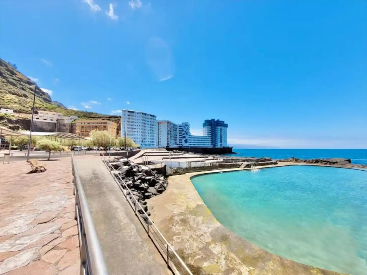 Flat for sale in Calle Mesa del Mar, 123, Guayonje - Mesa del Mar Exterior view of Flat for sale in Tacoronte with Private garden, Parquet flooring and Terrace