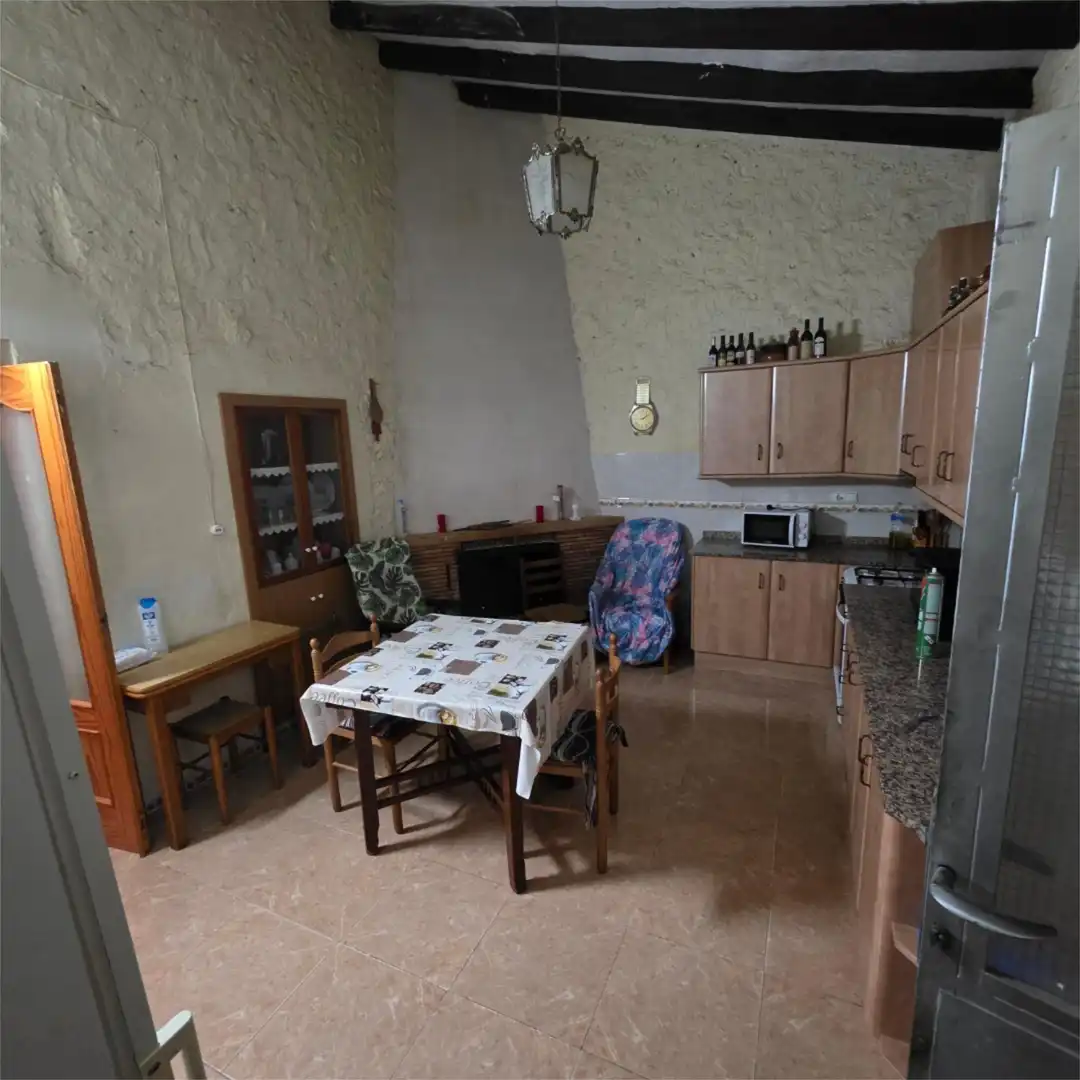 Planta baja en venta en Carrer Major, 21, La Romana Cocina de Planta baja en venta en La Romana con Aire acondicionado, Calefacción y Jardín privado