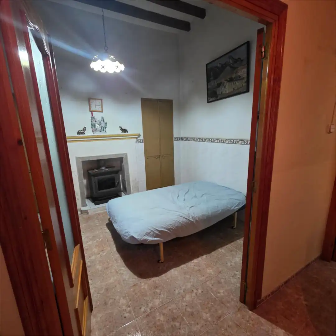 Planta baja en venta en Carrer Major, 21, La Romana Habitación de Planta baja en venta en La Romana con Aire acondicionado, Calefacción y Jardín privado